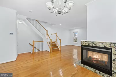 9748 Washingtonian Boulevard, Gaithersburg, MD 20878 - Photo 13