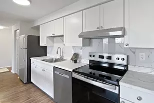 19525 Gunners Branch Rd, Germantown, MD 20876 - Photo 3