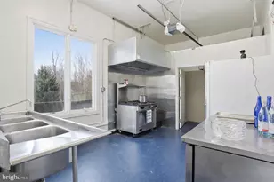 11940 River Rd, Potomac, MD 20854 - Photo 35