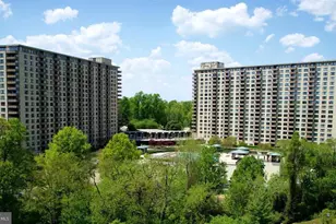 5225 Pooks Hill Rd, Bethesda, MD 20814 - Photo 7