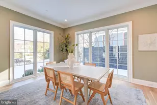 4422 Walsh St, Chevy Chase, MD 20815 - Photo 9