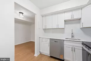 804 Azalea Dr, Rockville, MD 20850 - Photo 7