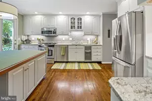 6902 Tilden Ln, North Bethesda, MD 20852 - Photo 9