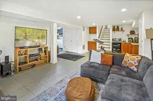 6902 Tilden Ln, North Bethesda, MD 20852 - Photo 47