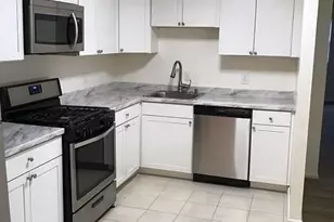 884 Quince Orchard Blvd, Gaithersburg, MD 20878 - Photo 7