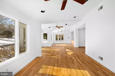 8047 Glendale Road, Chevy Chase, MD 20815 - Photo 7