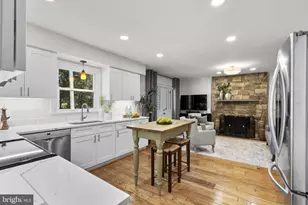 21841 Glendalough Rd, Gaithersburg, MD 20882 - Photo 21