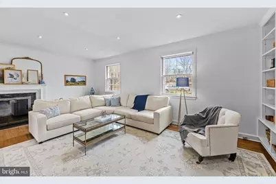 9633 W Bexhill Drive, Kensington, MD 20895 - Photo 5