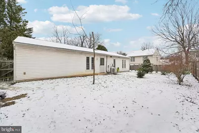 8213 Shady Spring Drive, Gaithersburg, MD 20877 - Photo 21