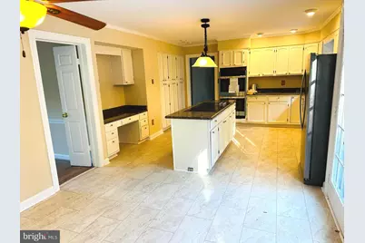 16405 Equestrian Lane, Rockville, MD 20855 - Photo 11