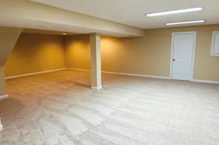 16405 Equestrian Ln, Rockville, MD 20855 - Photo 23