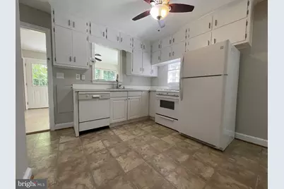 5817 Kingswood Road, Bethesda, MD 20814 - Photo 11