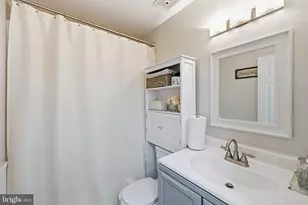 19900 Appledowre Cir, Germantown, MD 20876 - Photo 23