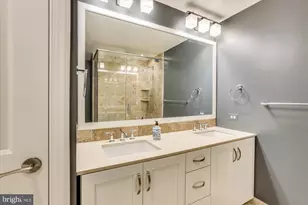 4915 Hampden Ln, Bethesda, MD 20814 - Photo 23