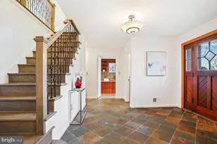 9804 Korman Ct, Potomac, MD 20854 - Photo 7