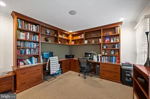 7616 Hackamore Dr, Potomac, MD 20854 - Photo 5