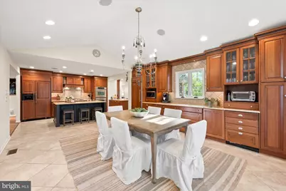 7616 Hackamore Drive, Potomac, MD 20854 - Photo 11