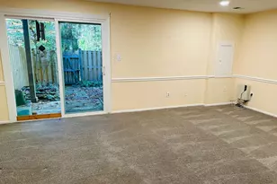 10028 Maple Leaf Dr, Gaithersburg, MD 20886 - Photo 11