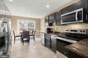 19726 Greenside Terrace, Montgomery Village, MD 20886 - Photo 15