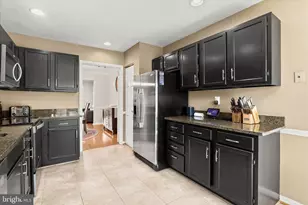 19726 Greenside Terrace, Montgomery Village, MD 20886 - Photo 13