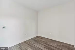 19520 Village Walk Dr, Montgomery Village, MD 20886 - Photo 5