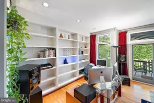 10729 Gloxinia Dr, Rockville, MD 20852 - Photo 25