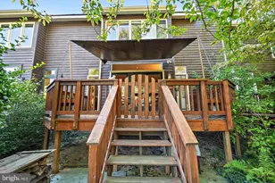 10729 Gloxinia Dr, Rockville, MD 20852 - Photo 3