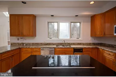 9700 Grenadier Court, Bethesda, MD 20817 - Photo 17