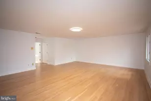 9700 Grenadier Ct, Bethesda, MD 20817 - Photo 21