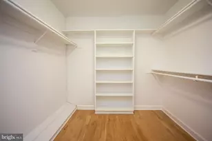 9700 Grenadier Ct, Bethesda, MD 20817 - Photo 23