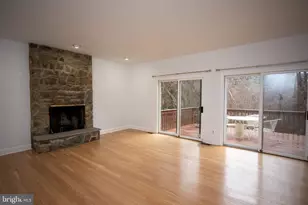 9700 Grenadier Ct, Bethesda, MD 20817 - Photo 13