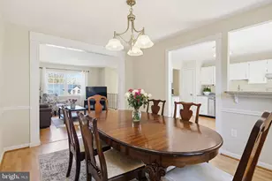 8640 Sedley Ct, Gaithersburg, MD 20879 - Photo 9