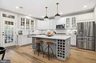 730 Turtle Pond Ln, Gaithersburg, MD 20878 - Photo 11