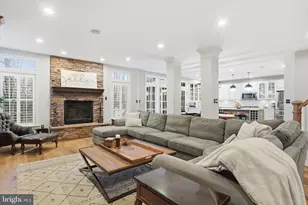 730 Turtle Pond Ln, Gaithersburg, MD 20878 - Photo 9