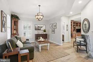 730 Turtle Pond Ln, Gaithersburg, MD 20878 - Photo 5