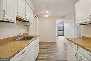 7401 Westlake Terrace, Bethesda, MD 20817 - Photo 9