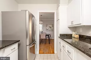 3601 Faircastle Dr, Chevy Chase, MD 20815 - Photo 11