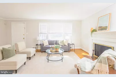 3601 Faircastle Drive, Chevy Chase, MD 20815 - Photo 3