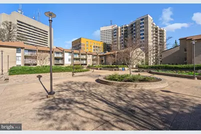 102 Monroe Street #201, Rockville, MD 20850 - Photo 23