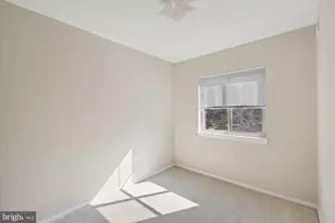 12305 Braxfield Ct, Rockville, MD 20852 - Photo 13