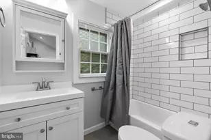 715 Anderson Ave, Rockville, MD 20850 - Photo 17