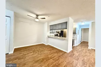 12201 Saint Peter Court #D, Germantown, MD 20874 - Photo 5