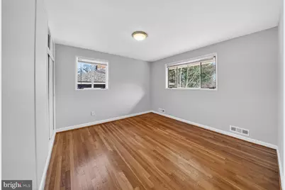 6020 Cheshire Drive, Bethesda, MD 20814 - Photo 13