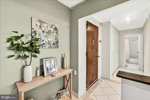 5225 Pooks Hill Rd, Bethesda, MD 20814 - Photo 7