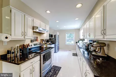 10108 Donegal Court, Potomac, MD 20854 - Photo 9