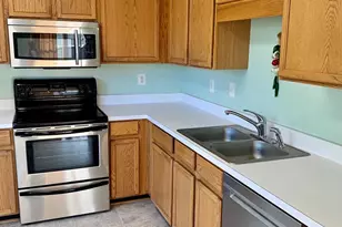 6149 Stonehenge Pl, North Bethesda, MD 20852 - Photo 9