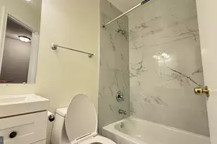 18715 Martins Landing Dr, Germantown, MD 20874 - Photo 17