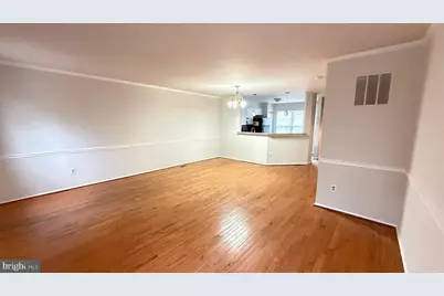 18715 Martins Landing Drive, Germantown, MD 20874 - Photo 7