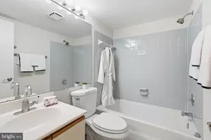 8647 Hawk Run Terrace, Gaithersburg, MD 20886 - Photo 17