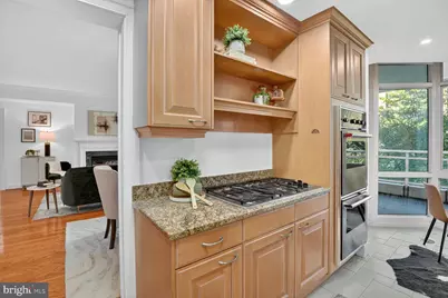 5630 Wisconsin Avenue #406, Chevy Chase, MD 20815 - Photo 11